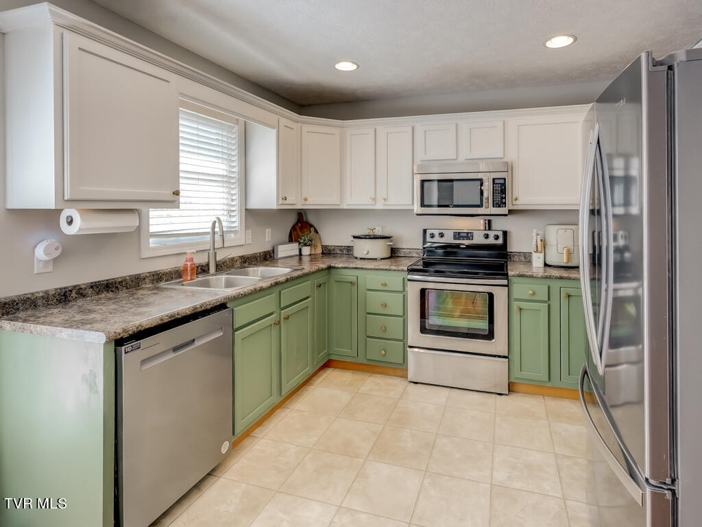 758 Old Ebenezer Road Marion, VA 24354 - Photo 15 of 60 758 Old Ebenezer MLS-25