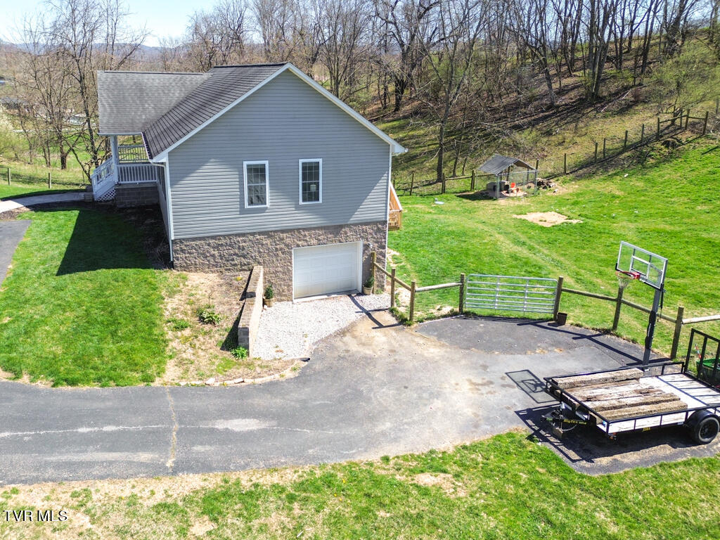 758 Old Ebenezer Road Marion, VA 24354 - Photo 2 of 60 758 Old Ebenezer MLS-53