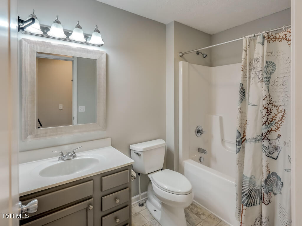 758 Old Ebenezer Road Marion, VA 24354 - Photo 25 of 60 758 Old Ebenezer MLS-29