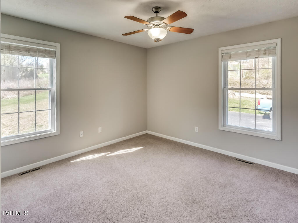 758 Old Ebenezer Road Marion, VA 24354 - Photo 26 of 60 758 Old Ebenezer MLS-32