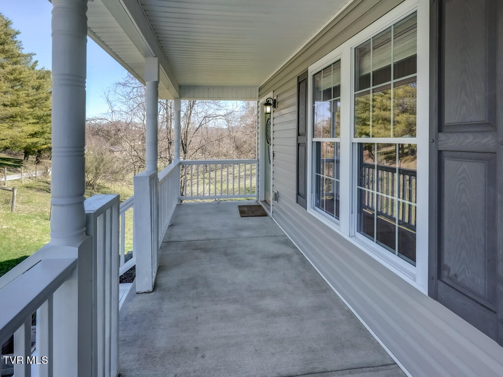 758 Old Ebenezer Road Marion, VA 24354 - Photo 5 of 60 758 Old Ebenezer MLS-15