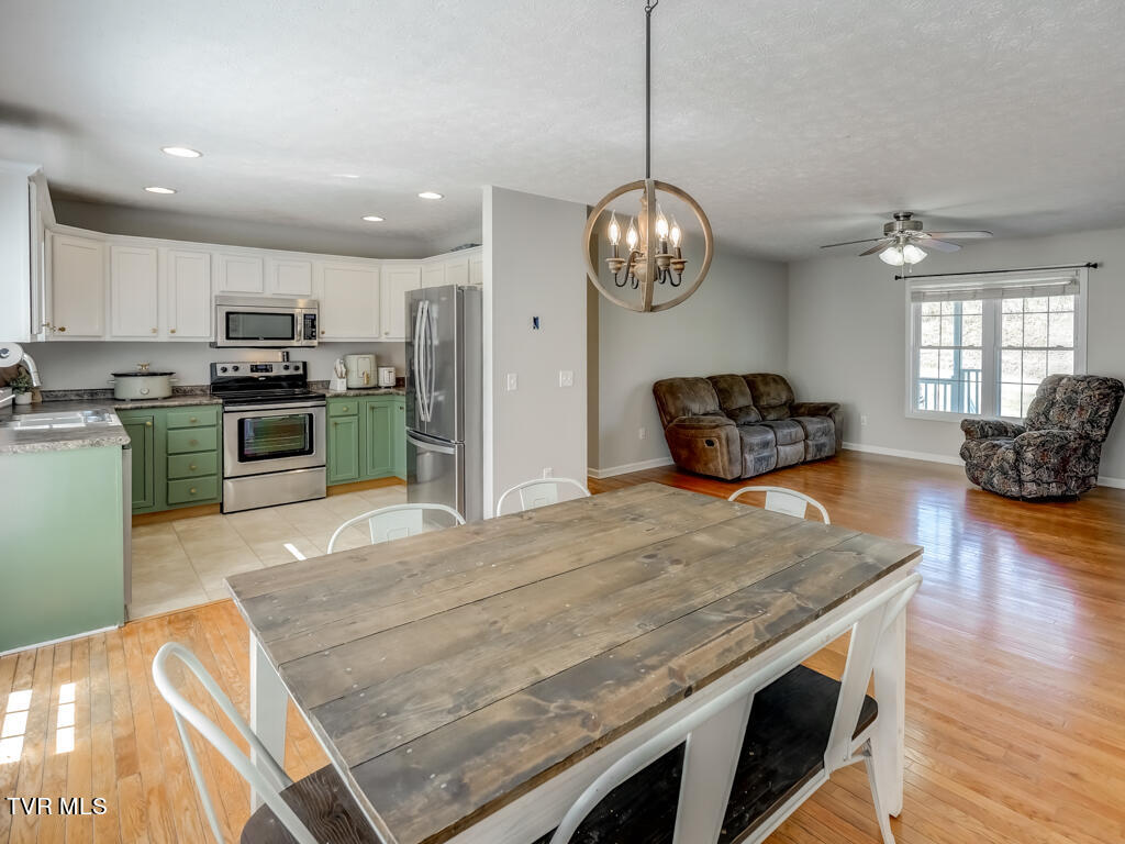 758 Old Ebenezer Road Marion, VA 24354 - Photo 10 of 60 758 Old Ebenezer MLS-21