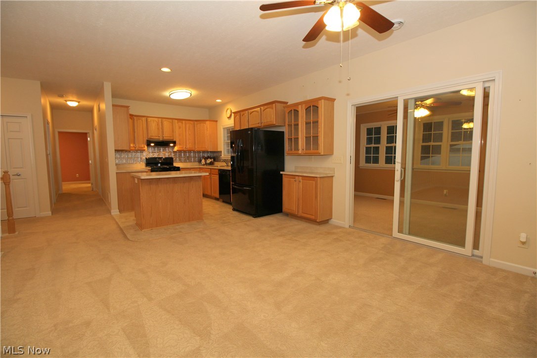 1930 Knight Road Akron, OH 44306 - Photo 5 of 25 Dining area - Plenty of room for a formal or casual dining table! Sliding glass door leads to four season room