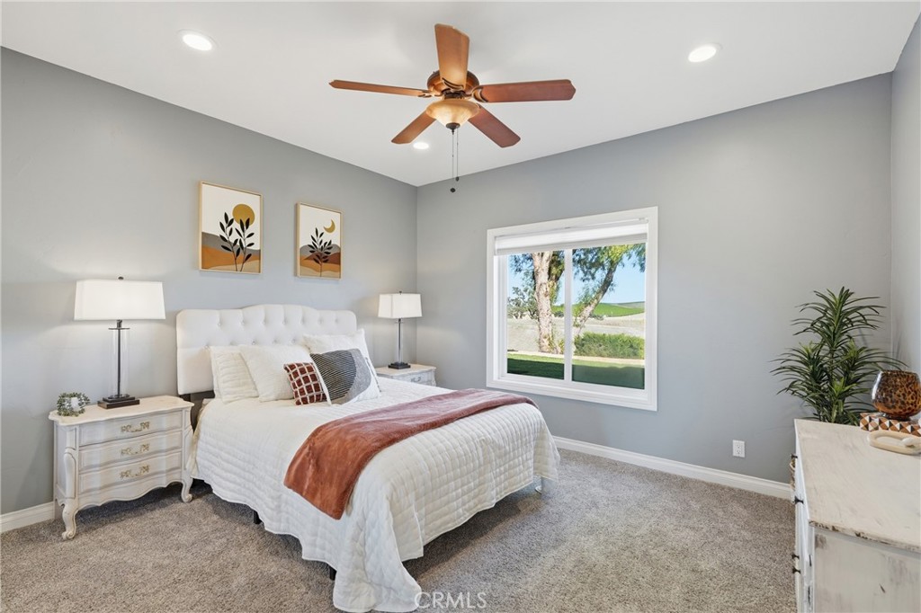 220 Cook Court Templeton, CA 93465 - Photo 27 of 45 a bedroom with a bed and a window