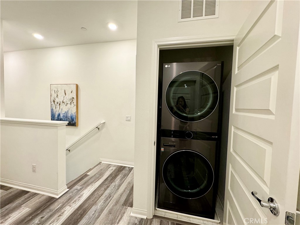 164 Unity Street Irvine, CA 92614 - Photo 15 of 22 third floor