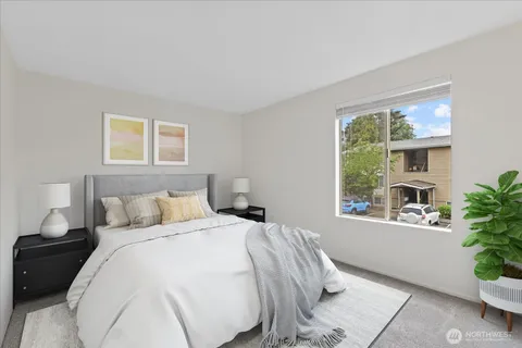 $359,000 | 11006 Northeast 68th Street, Unit 819, Kirkland, WA 98033