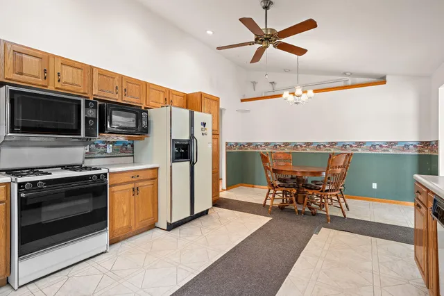 $469,000 | 9027 North 100 East, Lake Village, IN 46349