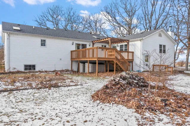 $469,000 | 9027 North 100 East, Lake Village, IN 46349