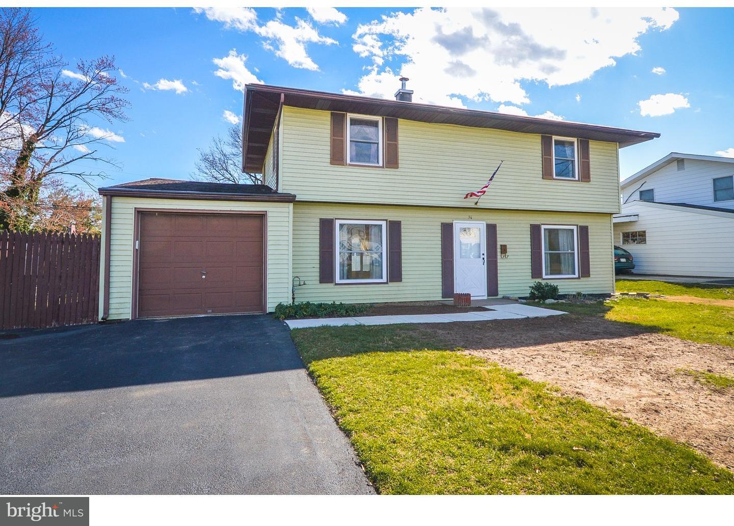 36 Turf Road Levittown, PA 19056 - Photo 1 of 25 Exterior Front