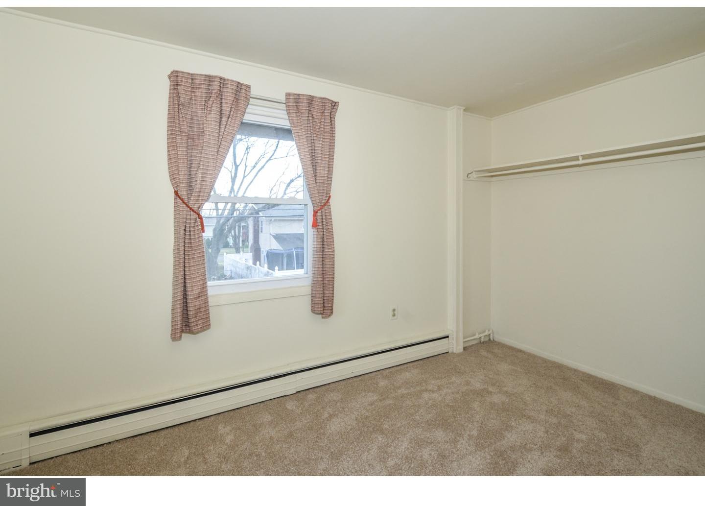 36 Turf Road Levittown, PA 19056 - Photo 20 of 25 Bedroom