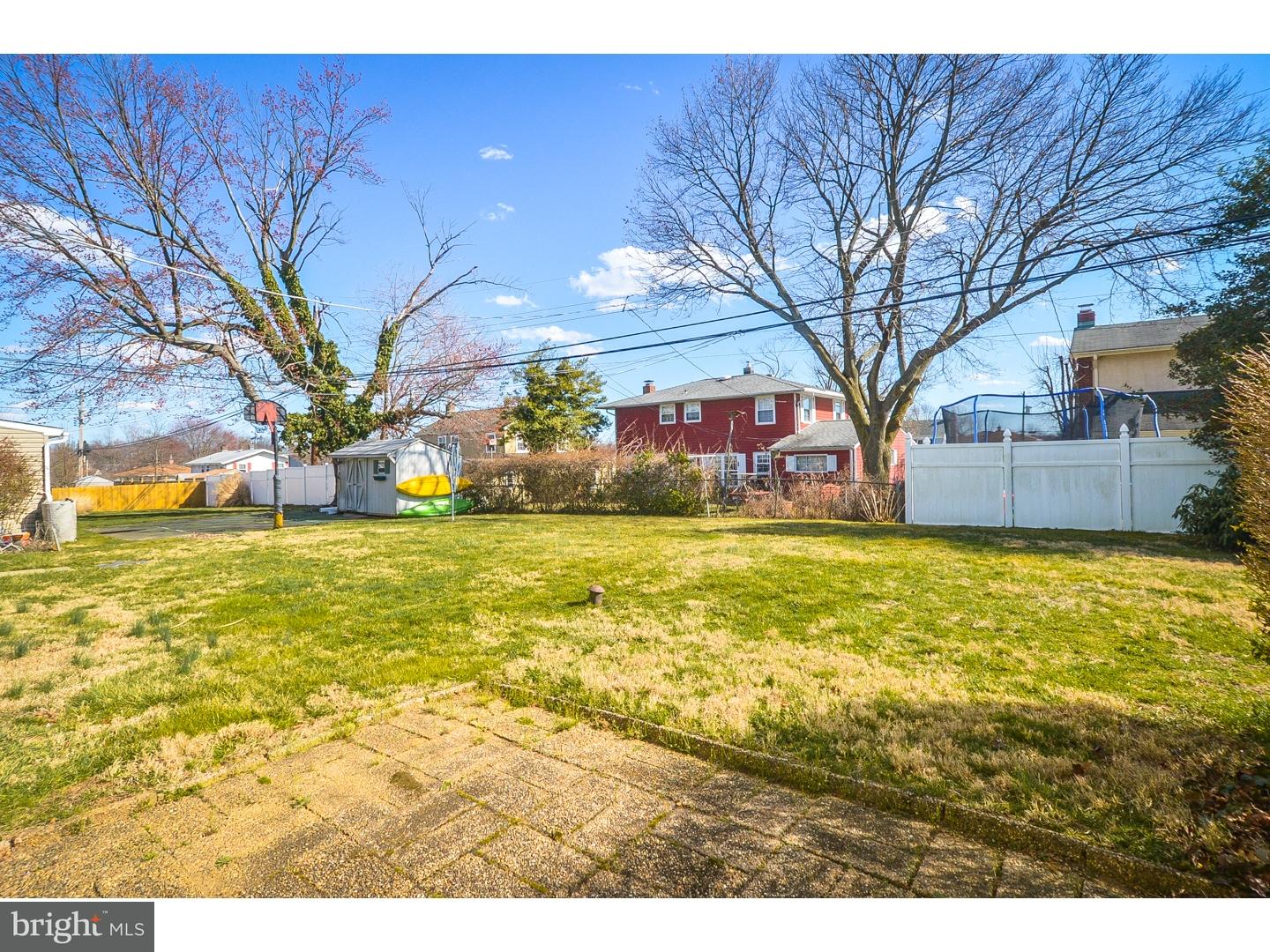 36 Turf Road Levittown, PA 19056 - Photo 24 of 25 Back Yard