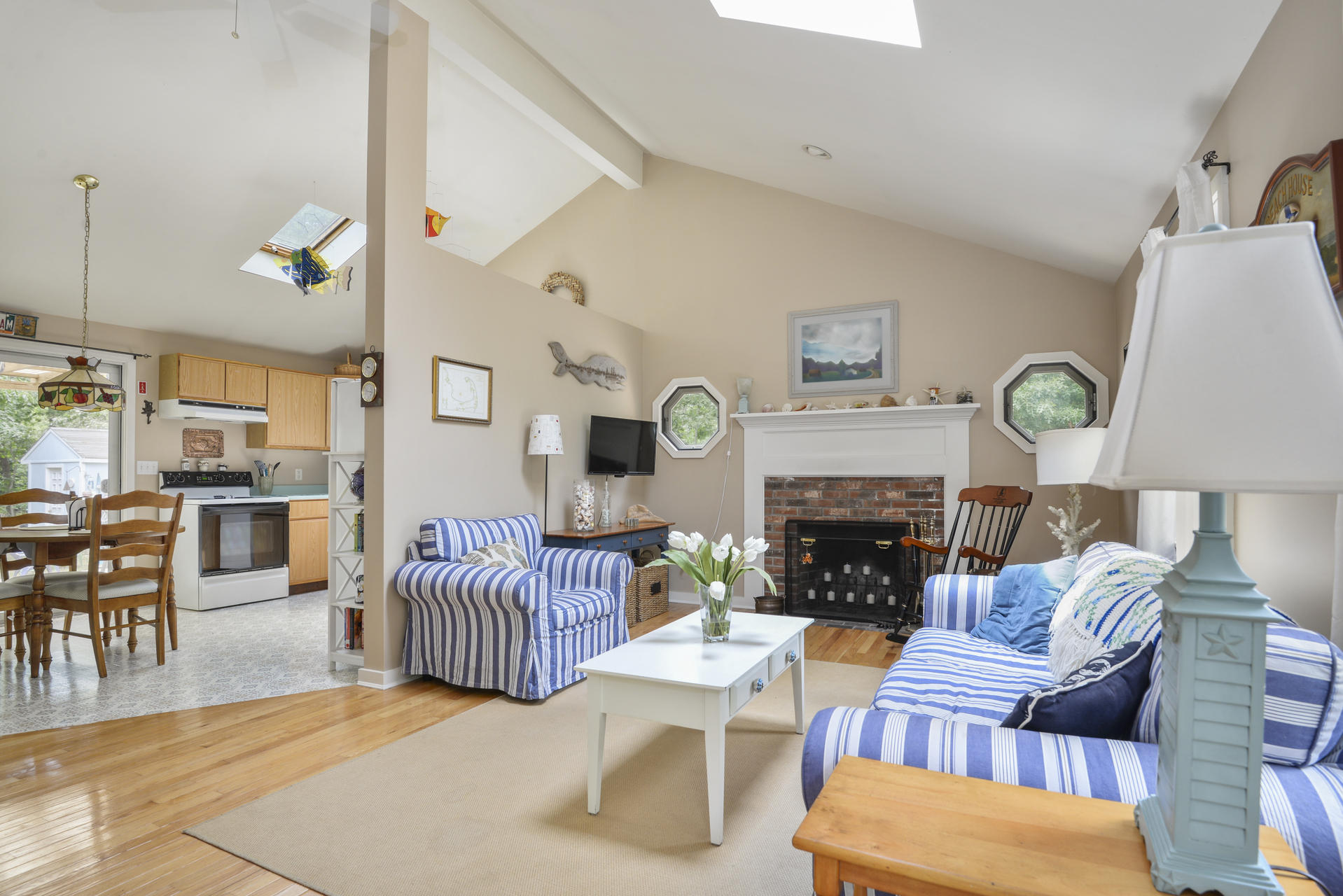 210 Weir Road Eastham, MA 02642 - Photo 3 of 16 004-photo--7239189