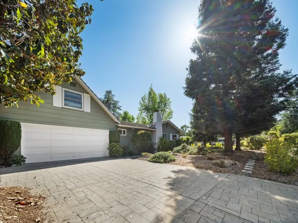$3,999,888 | 12100 Saraglen Drive, Saratoga, CA 95070