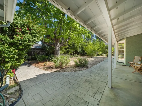 $3,999,888 | 12100 Saraglen Drive, Saratoga, CA 95070