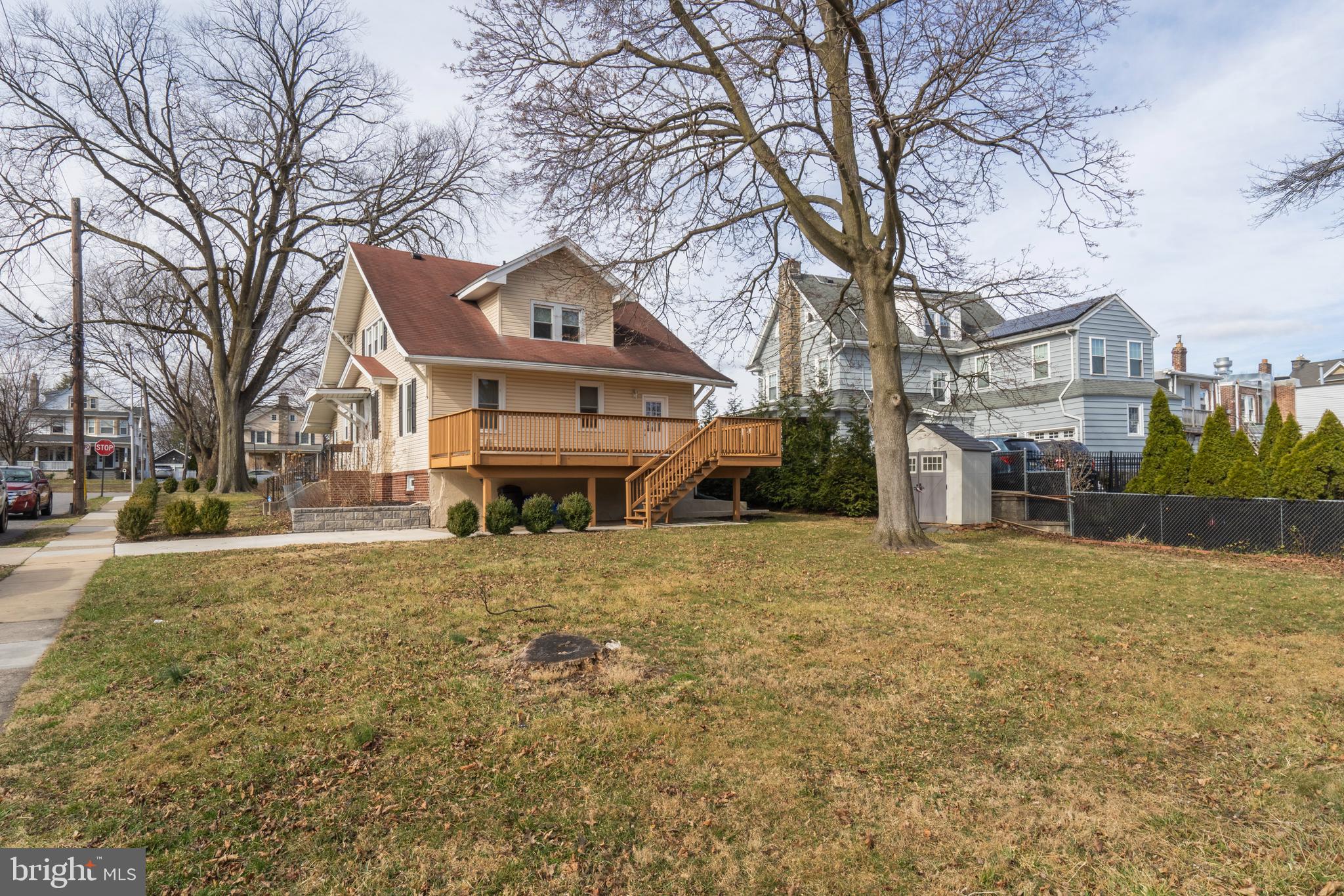 1201 Darby Road Havertown, PA 19083 - Photo 6 of 37 Large level Yard plus a private Driveway.