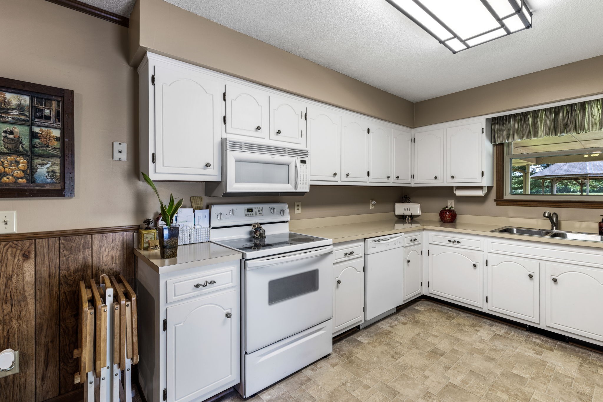 1632 Hudson Road Madison, TN 37115 - Photo 11 of 46 Gallery Image 11