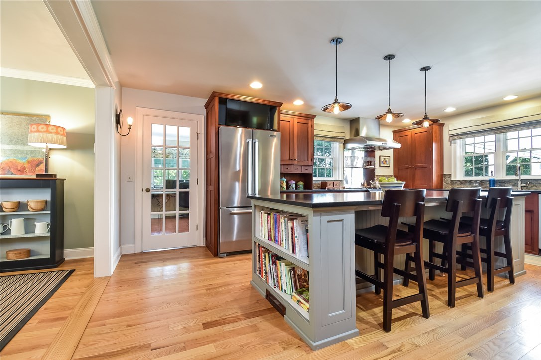 115 Watch Hill Road Westerly, RI 02891 - Photo 7 of 40
