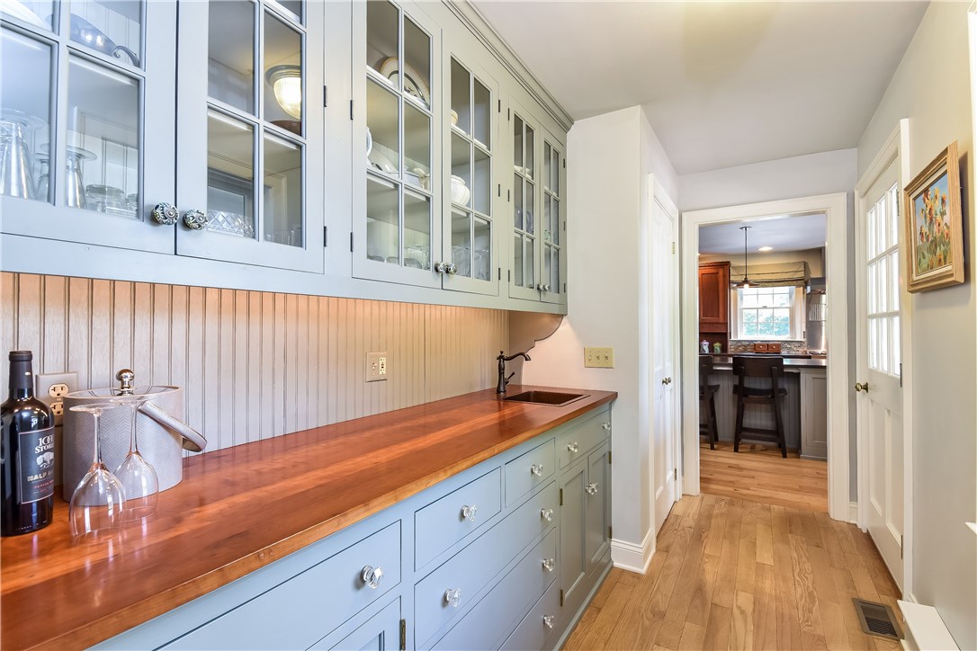115 Watch Hill Road Westerly, RI 02891 - Photo 10 of 40