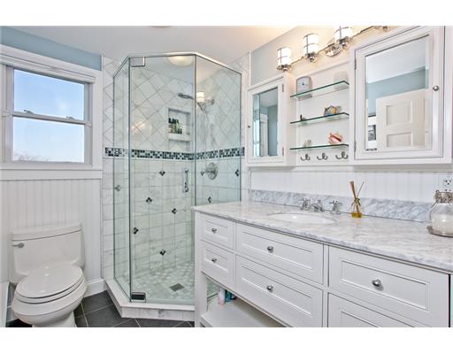 1523 Coast Guard Road Block Island, RI 02807 - Photo 15 of 20 Master Bath/Spa.
