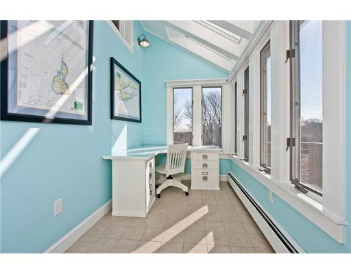 1523 Coast Guard Road Block Island, RI 02807 - Photo 8 of 20 Executive Office/Suite.