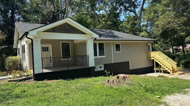 $319,000 | 121 Orchard Street, Fairburn, GA 30213