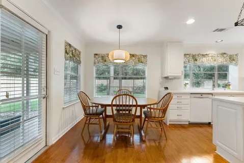 $597,500 | 74 East Greywing Circle, The Woodlands, TX 77382