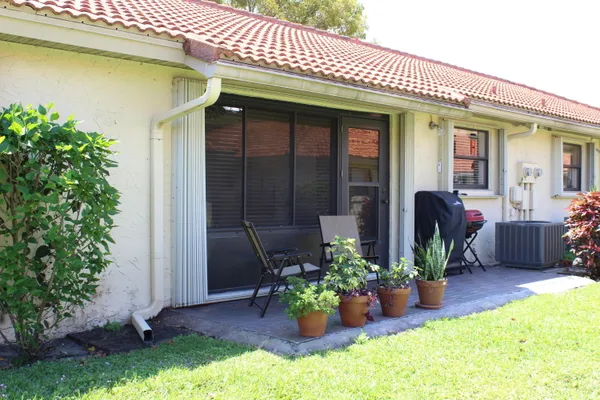 $2,000 | 9940 Bauhinia Tree Way, Unit B, Boynton Beach, FL 33436