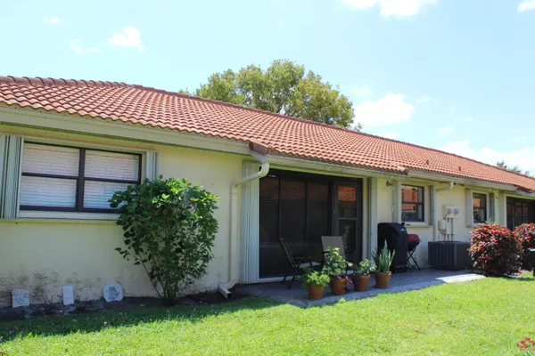 $2,000 | 9940 Bauhinia Tree Way, Unit B, Boynton Beach, FL 33436