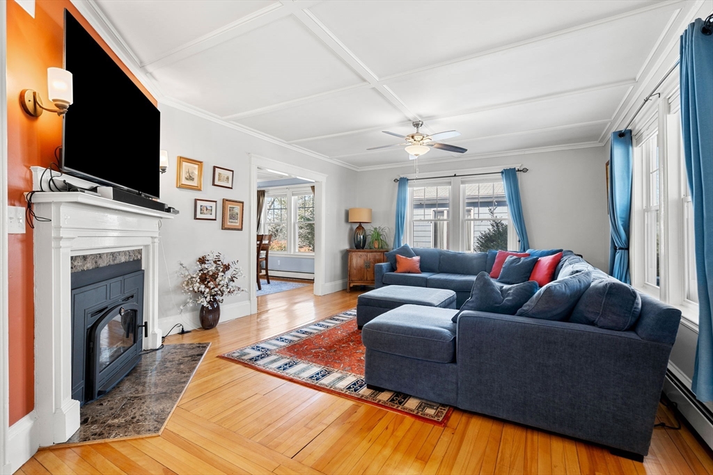 180 Aspen Road Swampscott, MA 01907 - Photo 10 of 38 Gallery Image 10