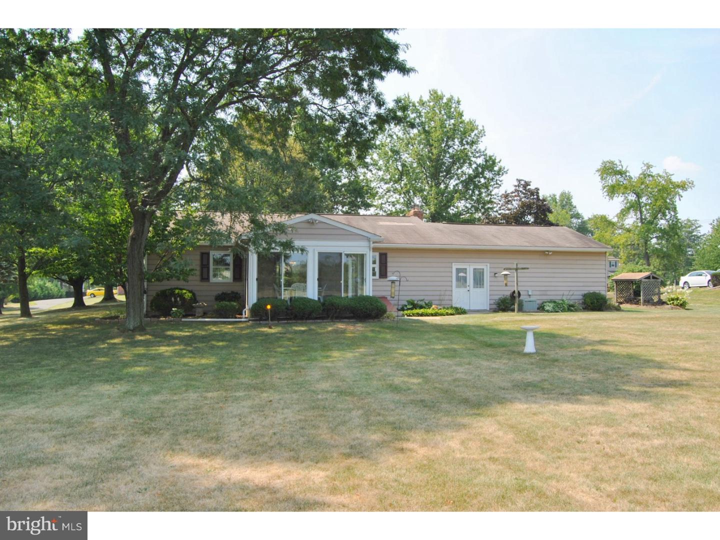 439 Allentown Road Souderton, PA 18964 - Photo 3 of 25 Gallery Image 3