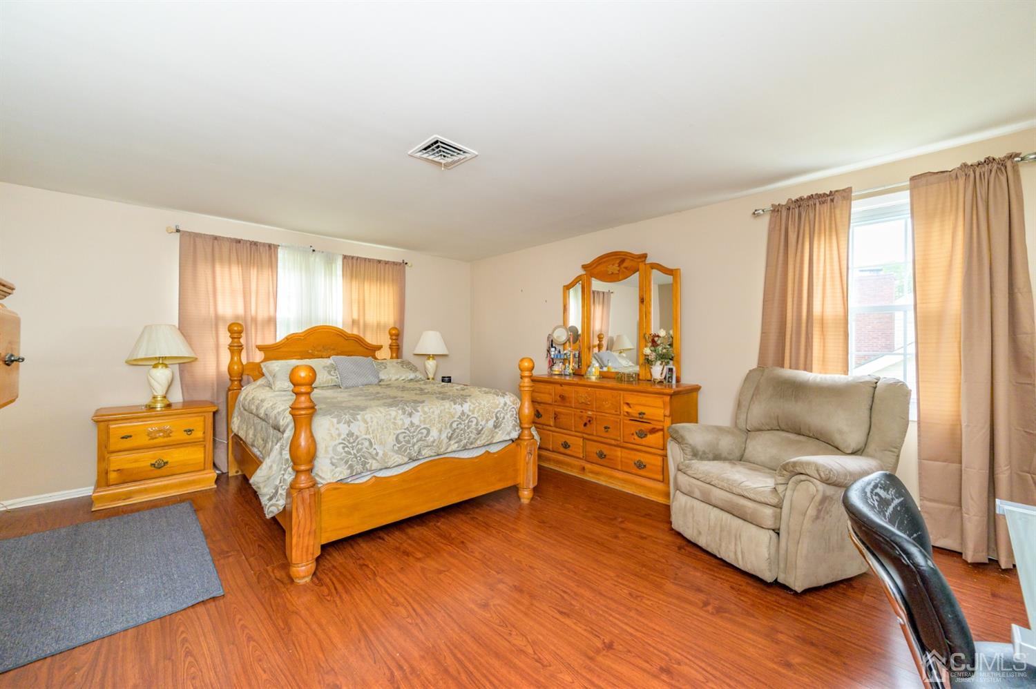 345 Lloyd Road Matawan, NJ 07747 - Photo 20 of 37 Gallery Image 20