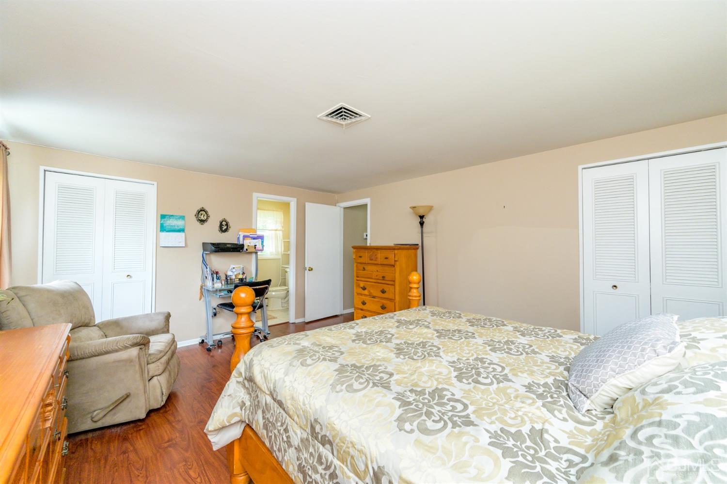 345 Lloyd Road Matawan, NJ 07747 - Photo 21 of 37 Gallery Image 21