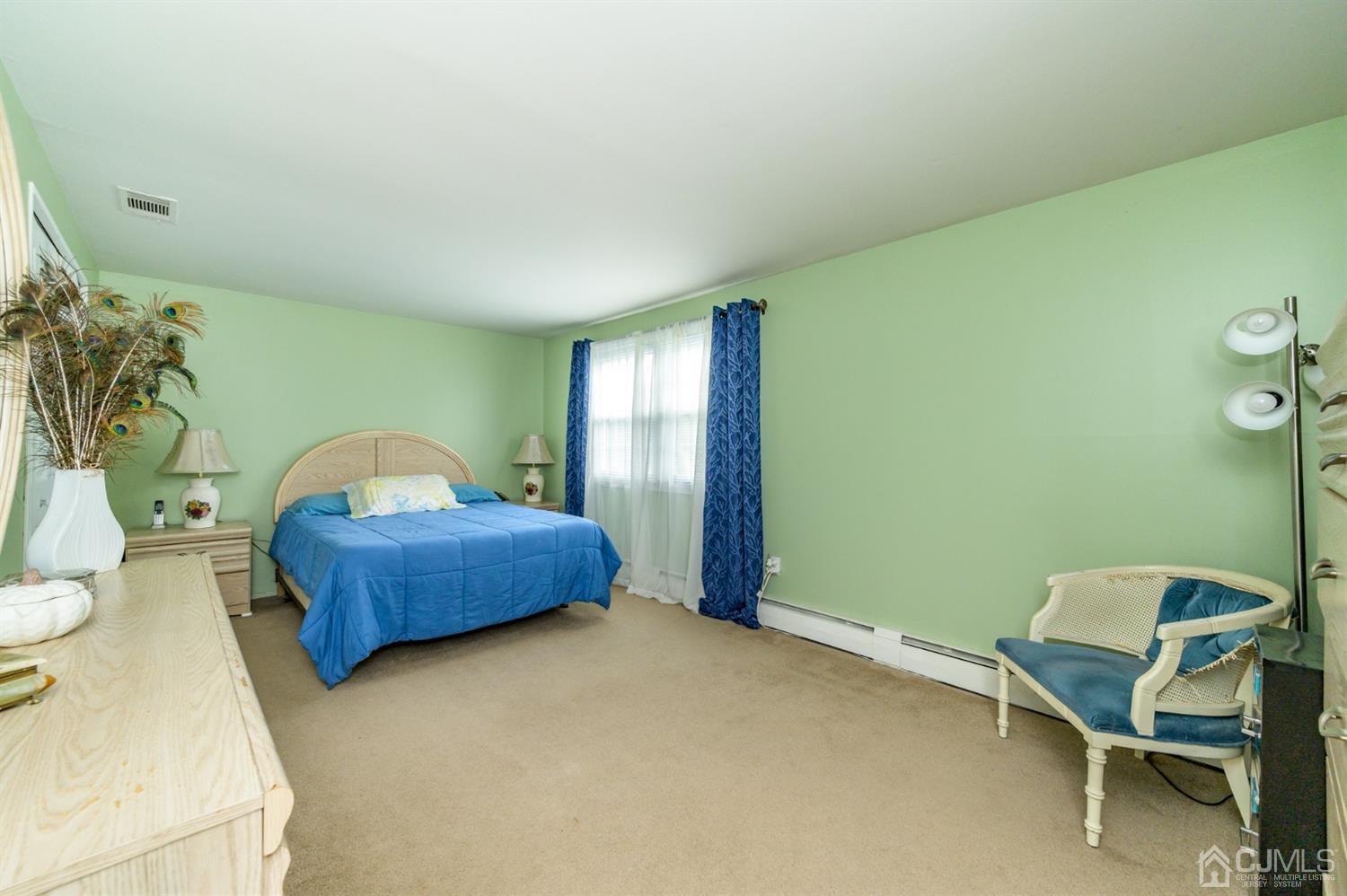 345 Lloyd Road Matawan, NJ 07747 - Photo 24 of 37 Gallery Image 24