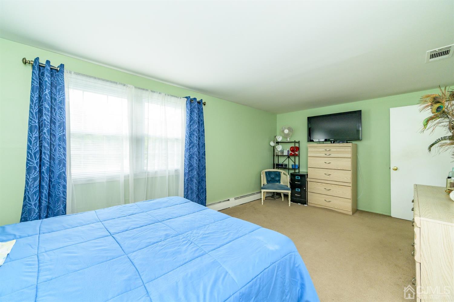345 Lloyd Road Matawan, NJ 07747 - Photo 25 of 37 Gallery Image 25