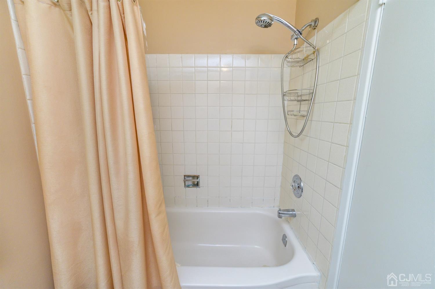 345 Lloyd Road Matawan, NJ 07747 - Photo 28 of 37 Gallery Image 28