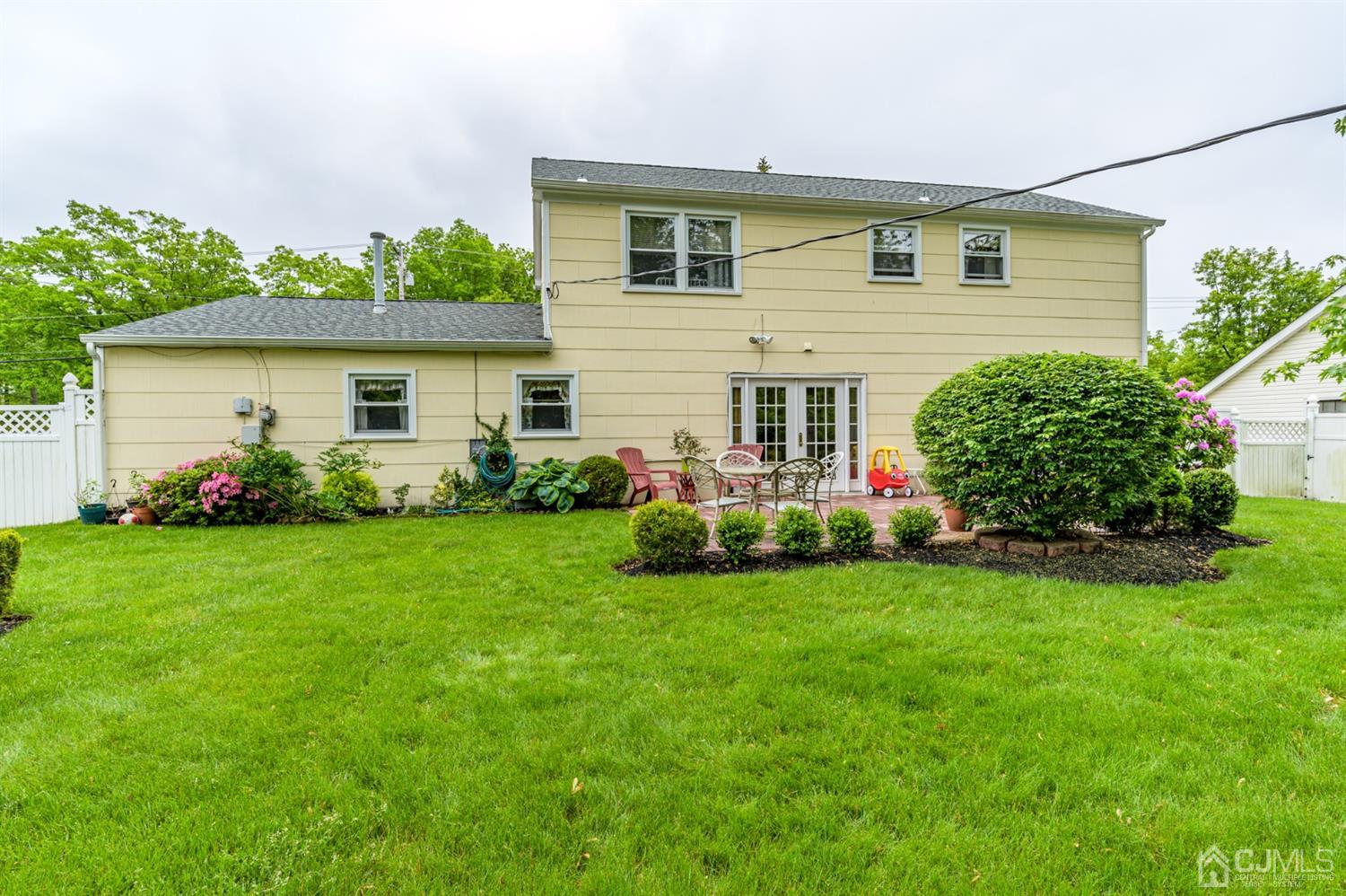 345 Lloyd Road Matawan, NJ 07747 - Photo 32 of 37 Gallery Image 32