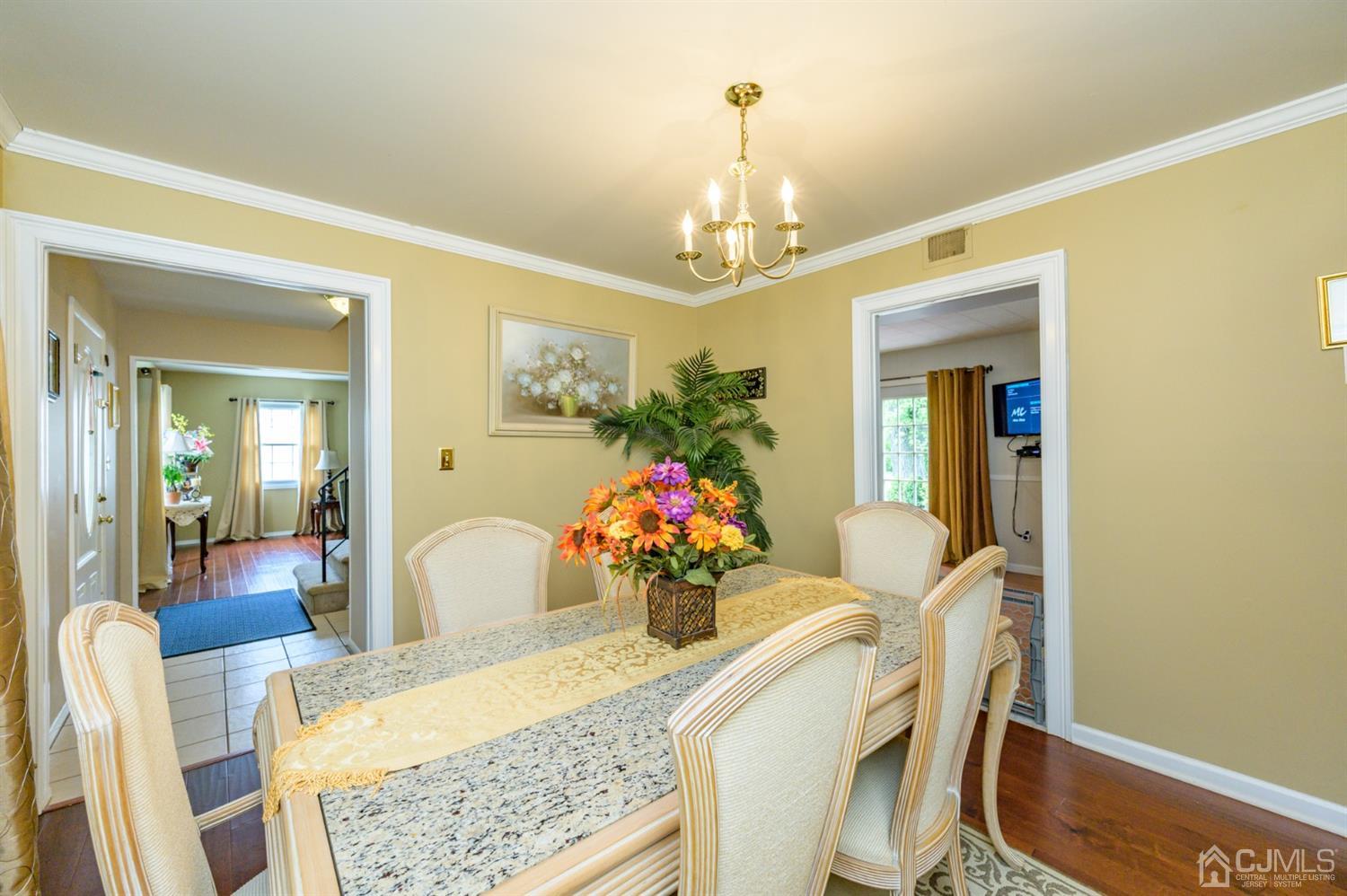 345 Lloyd Road Matawan, NJ 07747 - Photo 9 of 37 Gallery Image 9