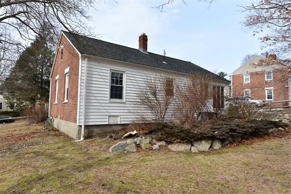 15 Hemlock Road Hingham, MA 02043 - Photo 11 of 23