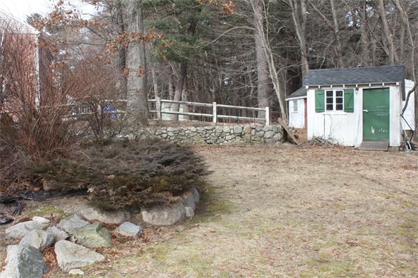 15 Hemlock Road Hingham, MA 02043 - Photo 14 of 23