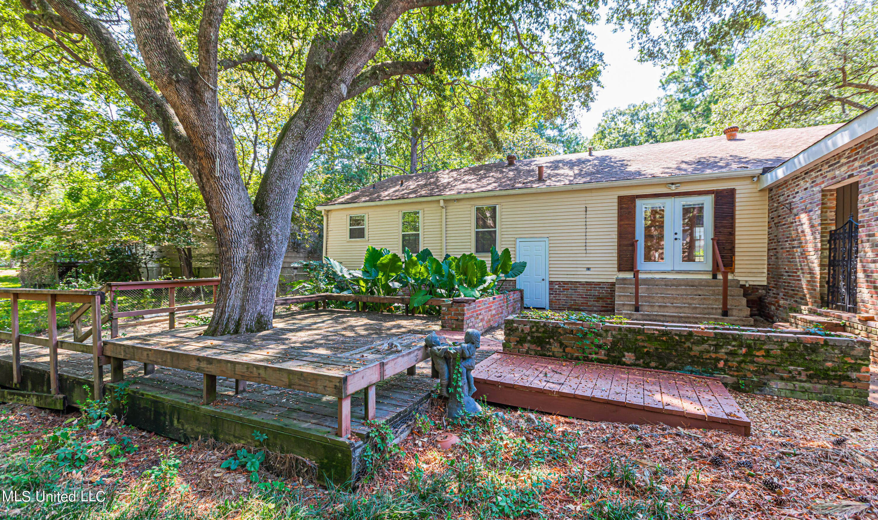 1838 Aztec Drive Jackson, MS 39211 - Photo 11 of 59 926A4332