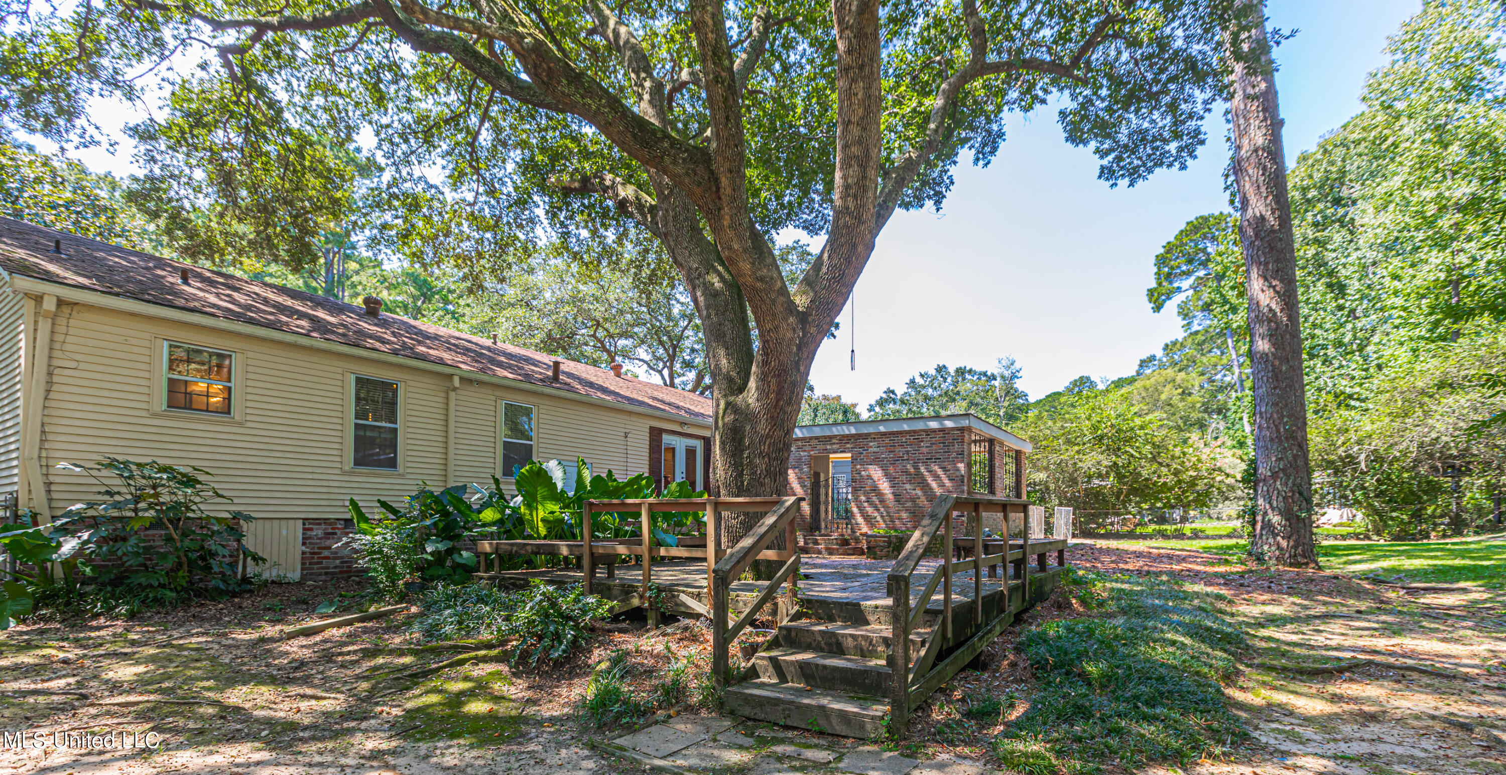 1838 Aztec Drive Jackson, MS 39211 - Photo 14 of 59 926A4335