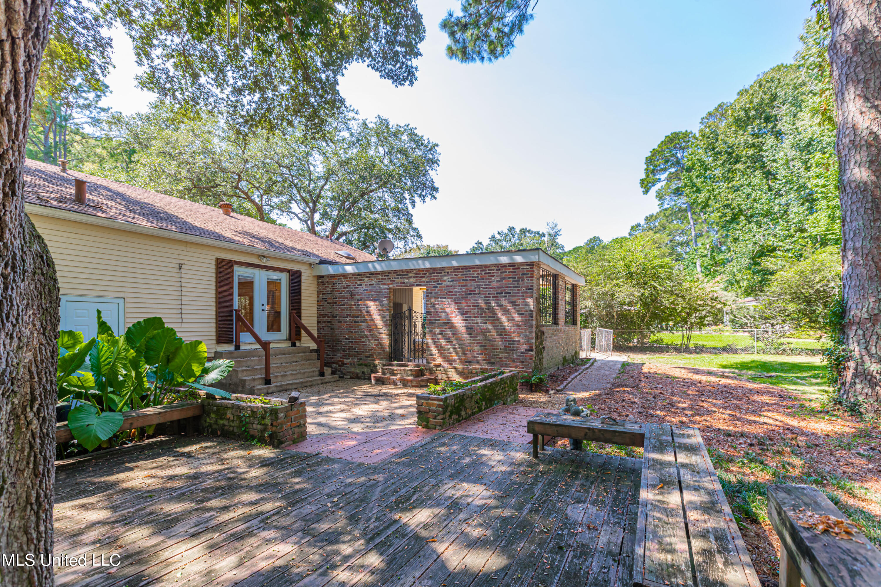 1838 Aztec Drive Jackson, MS 39211 - Photo 15 of 59 926A4336