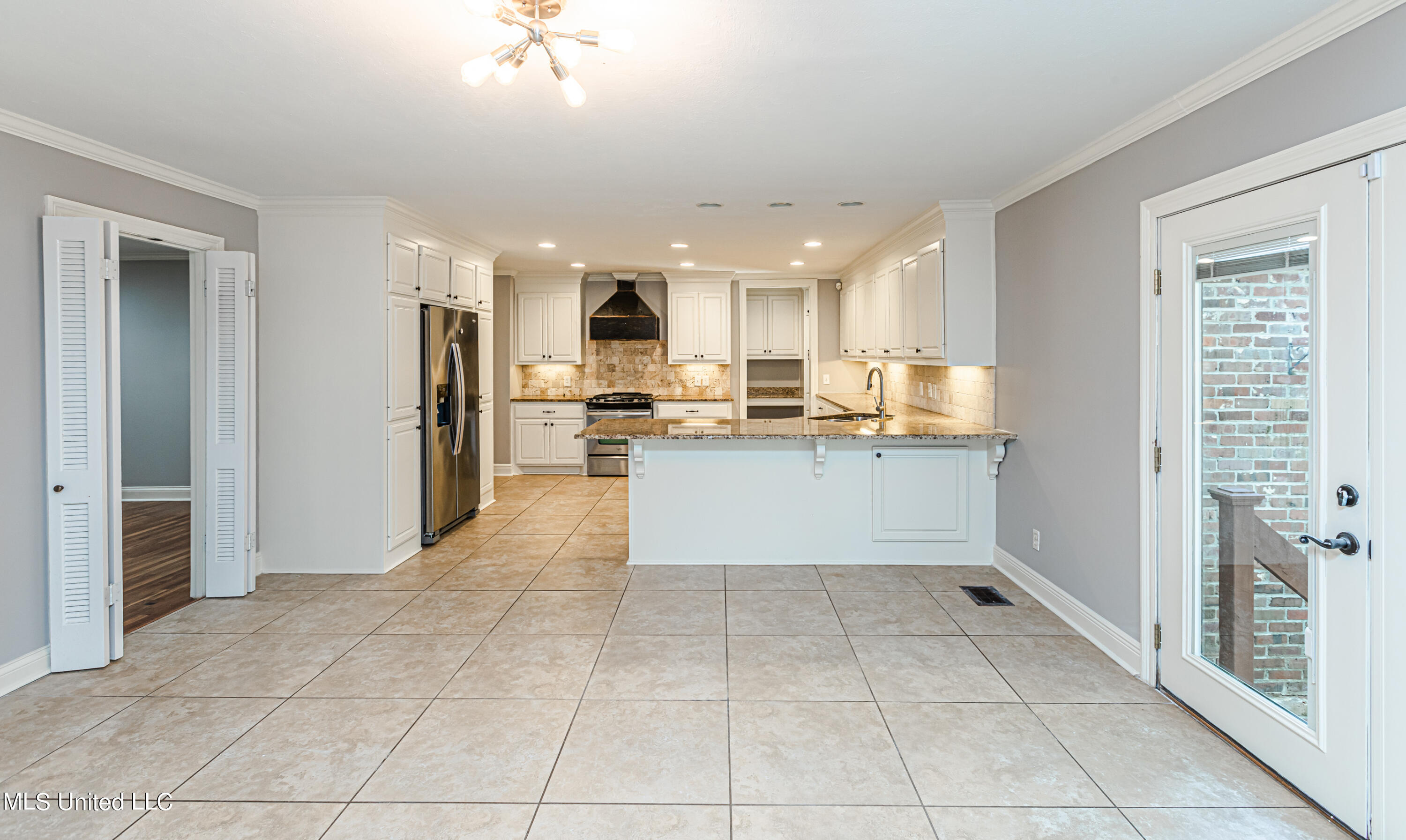 1838 Aztec Drive Jackson, MS 39211 - Photo 53 of 59 926A4388