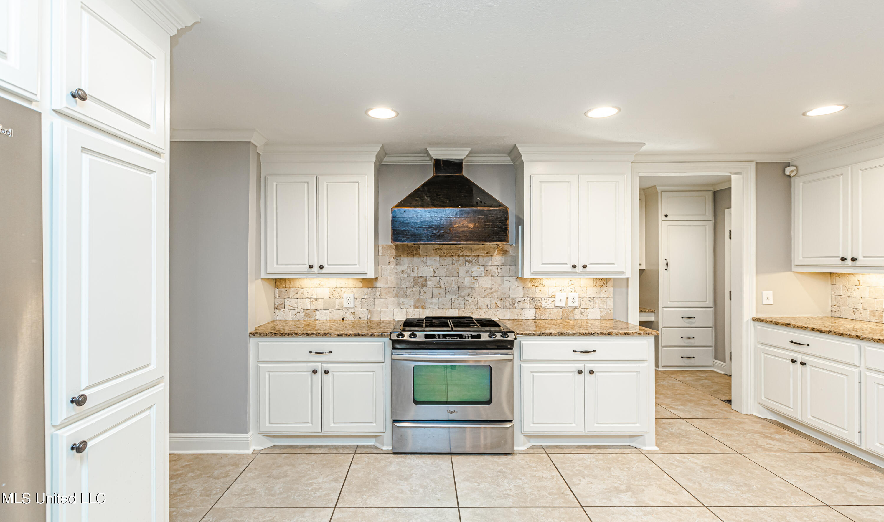 1838 Aztec Drive Jackson, MS 39211 - Photo 56 of 59 926A4391