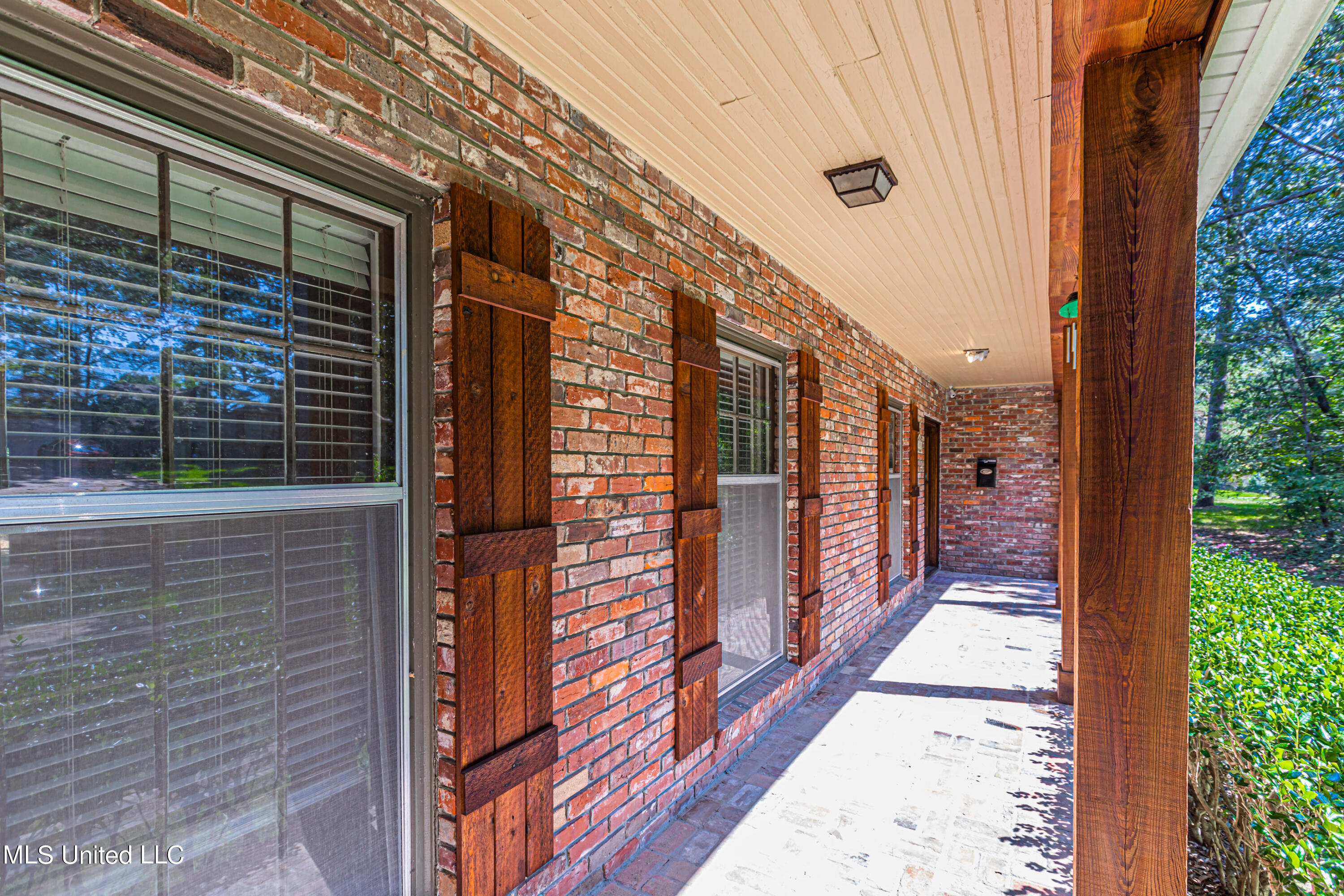 1838 Aztec Drive Jackson, MS 39211 - Photo 7 of 59 926A4328