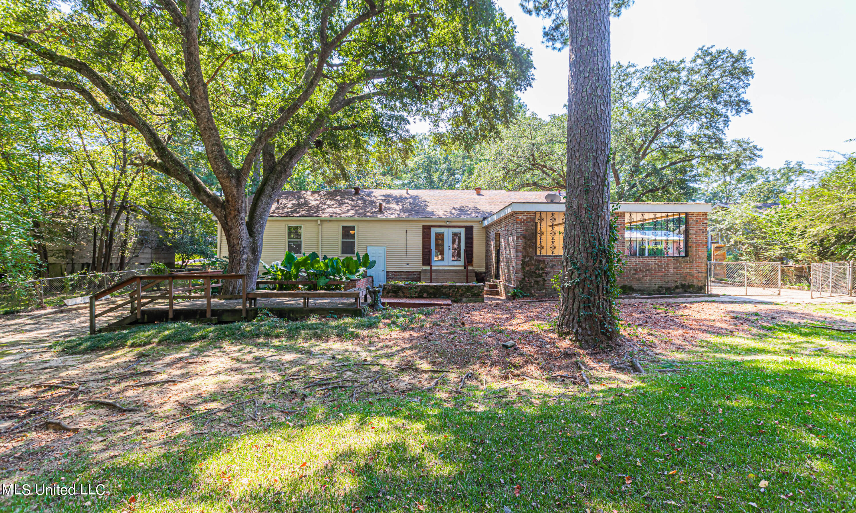 1838 Aztec Drive Jackson, MS 39211 - Photo 10 of 59 926A4331