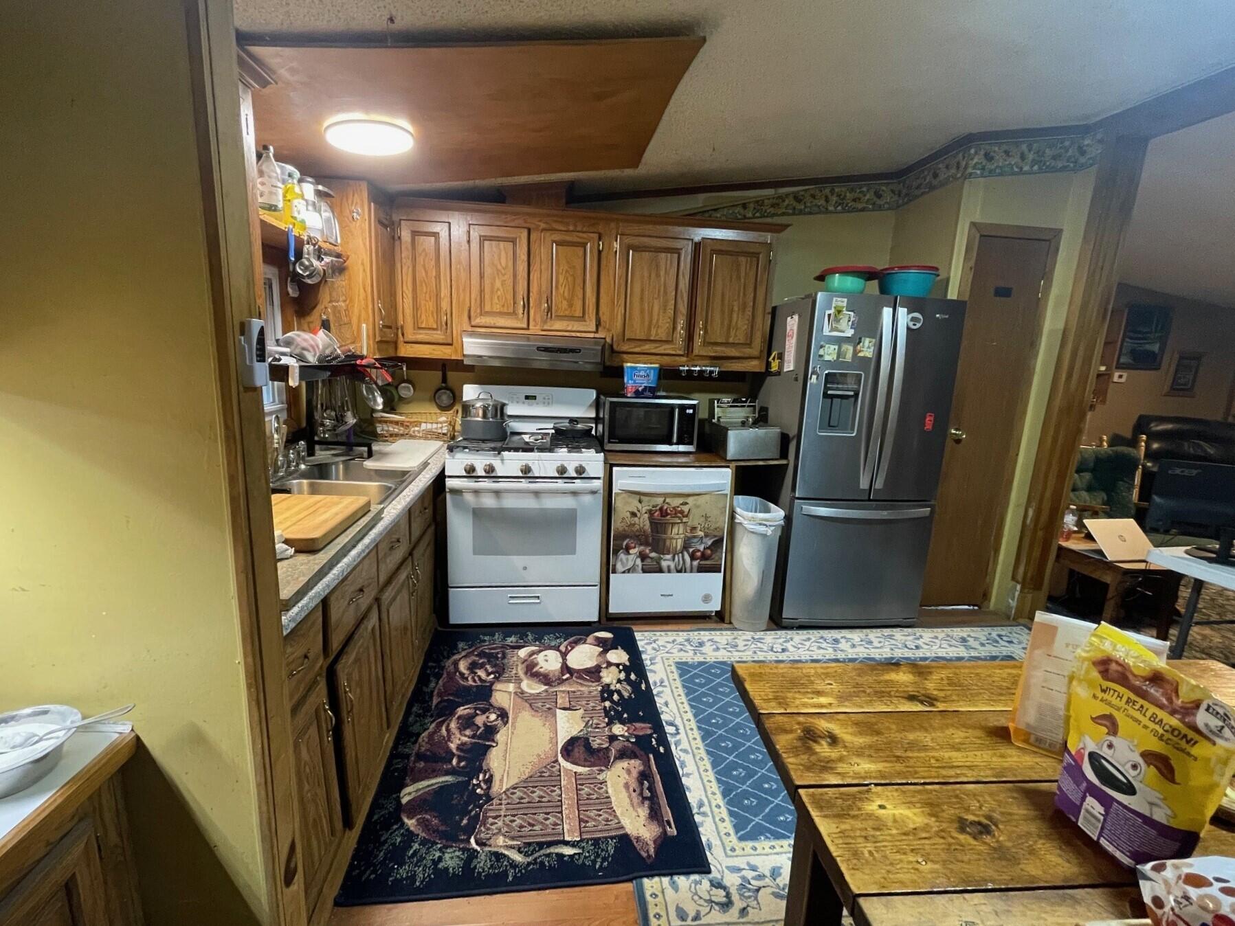 9 Jackson Street Dexter, ME 04930 - Photo 7 of 23 5