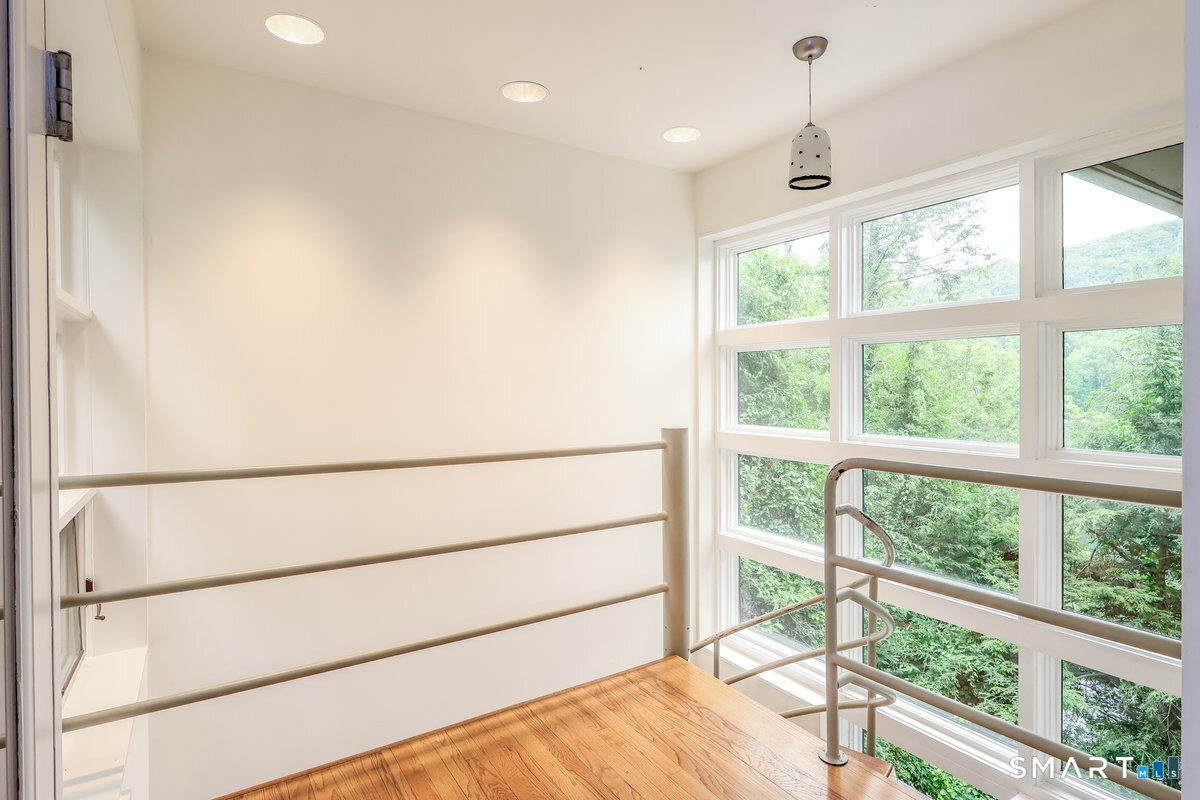 153 Green Pond Road Sherman, CT 06784 - Photo 11 of 29