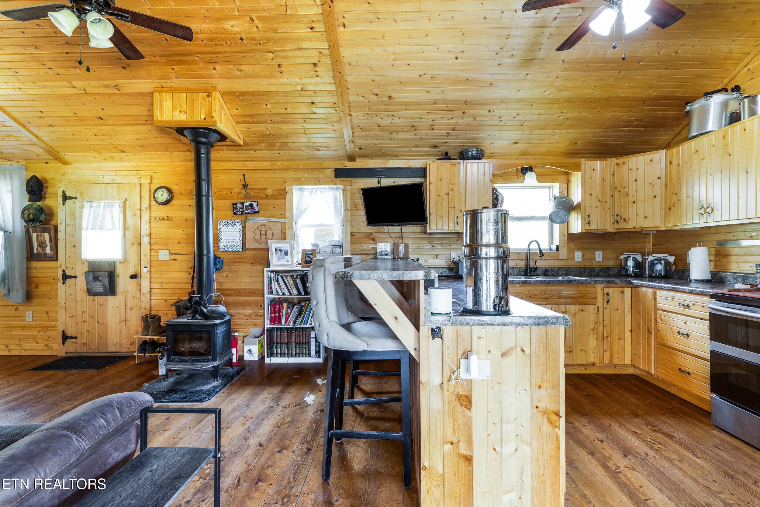 1160 Oak Grove Road Harrogate, TN 37752 - Photo 54 of 60 1160_oak_grove_rd_0114