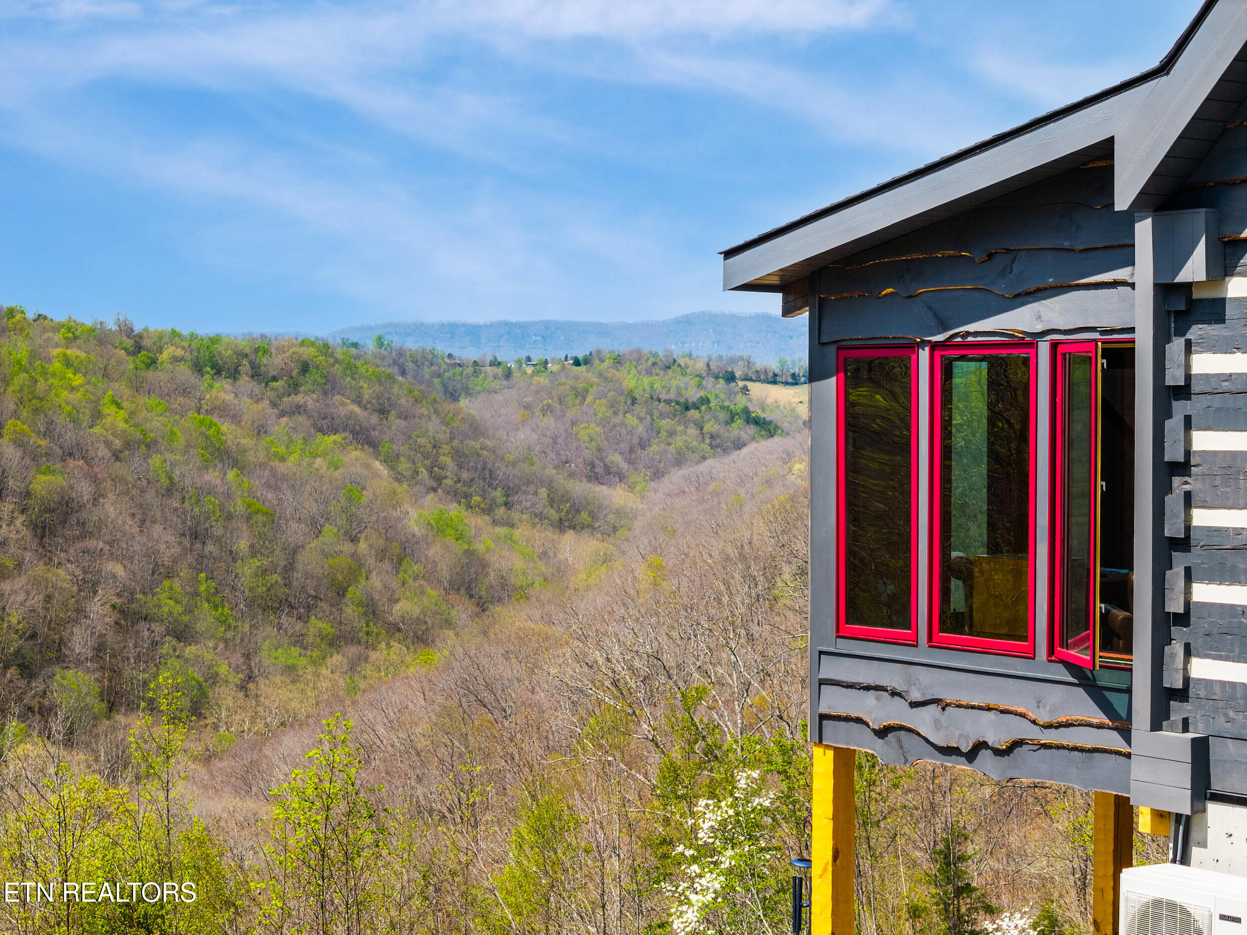 1160 Oak Grove Road Harrogate, TN 37752 - Photo 6 of 60 1160_oak_grove_rd_0005